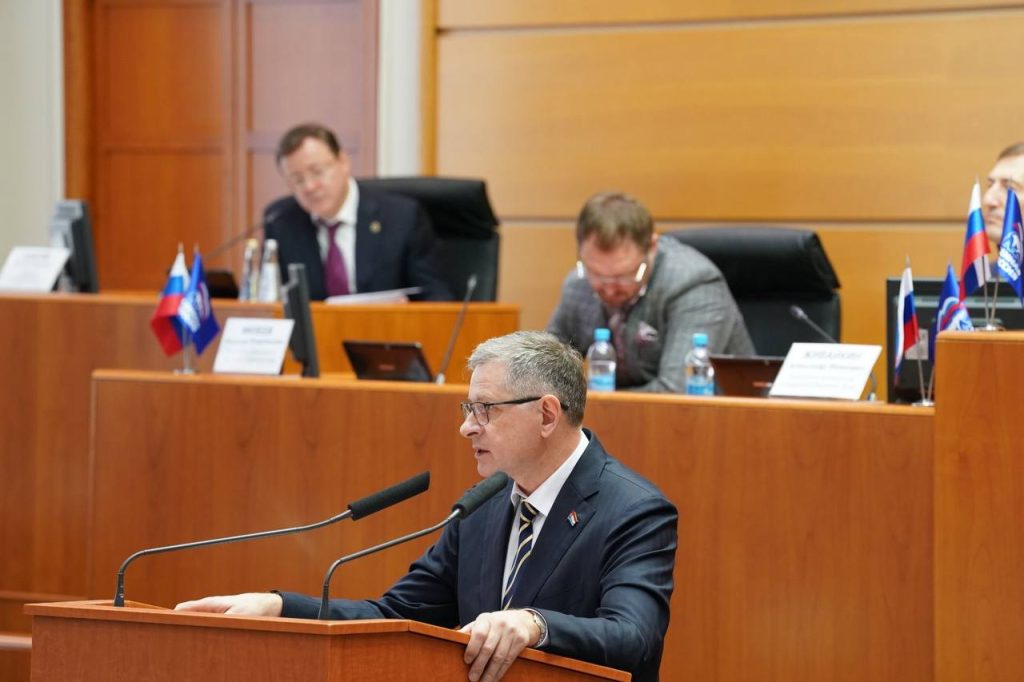 Самарская губернская дума во втором чтении приняла бюджет региона на следующий год