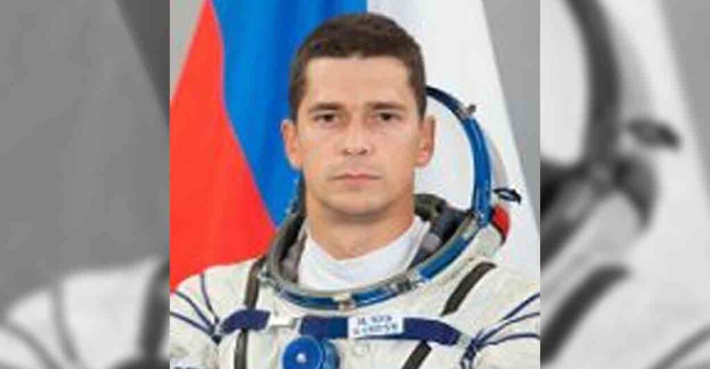 Самарский космонавт Олег Кононенко провёл в открытом космосе 7 часов