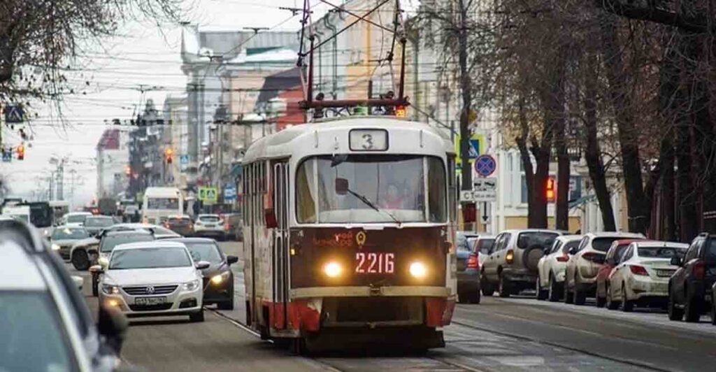 «Будут как новенькие»: в Самаре в 2024 году отремотируют 10 старых трамвайных вагонов Tatra