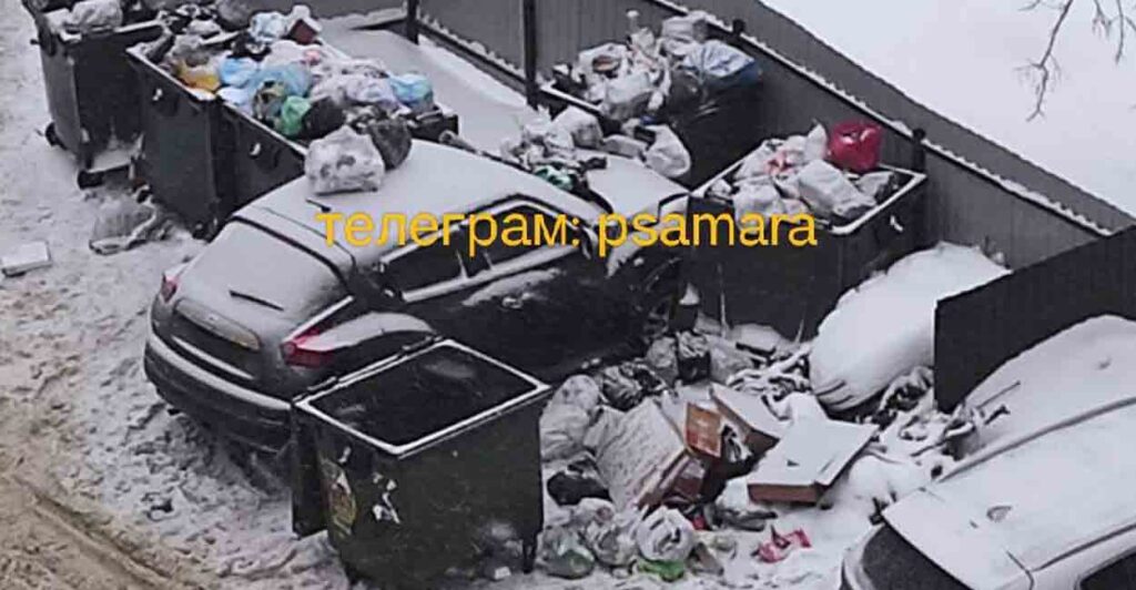 «Помойка лакшери вилидж!»: в Самаре на дворовую площадку для мусора выбросили иномарку Nissan