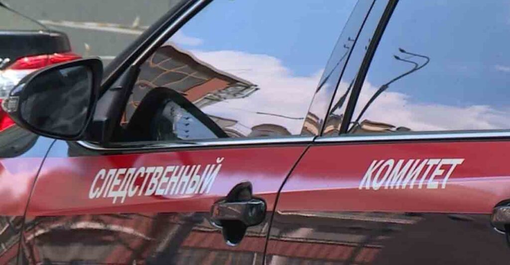 В Тольятти пьяный мужчина насмерть изрезал ножом соседку по подъезду