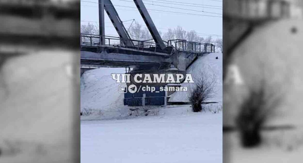 Подорван мост через реку Чапаевка в Самарской области
