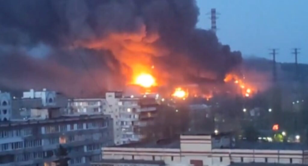 Зеленский назвал причины уничтожения Трипольской ТЭС под Киевом