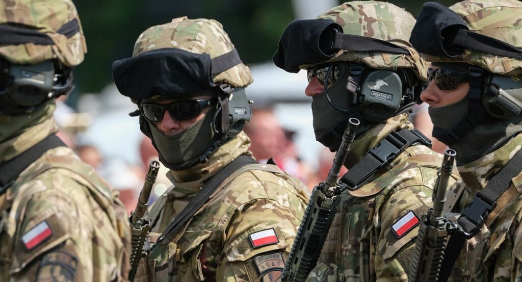 В Польше не оценили использование Украиной воздушных шаров с минами
