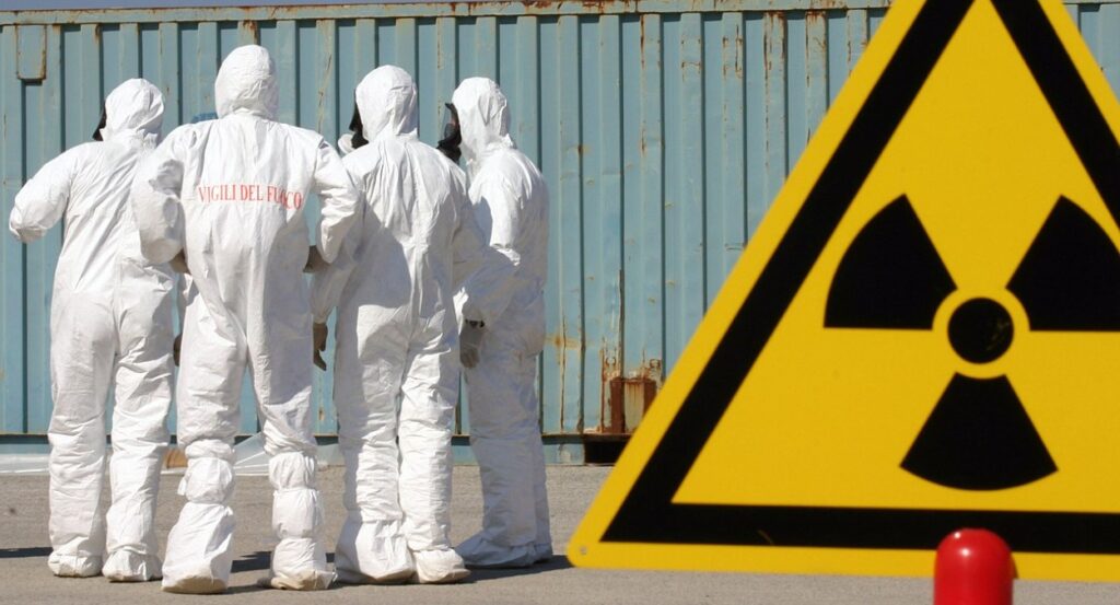 Эксперт: взрыв на Запорожской АЭС приведёт Украину к катастрофе