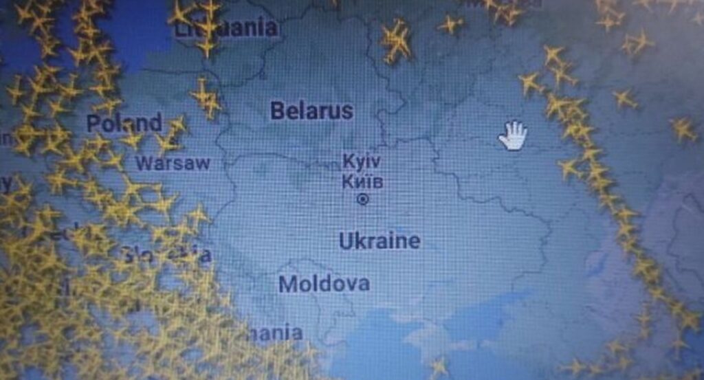 Самолет из Москвы вошел в украинское воздушное пространство