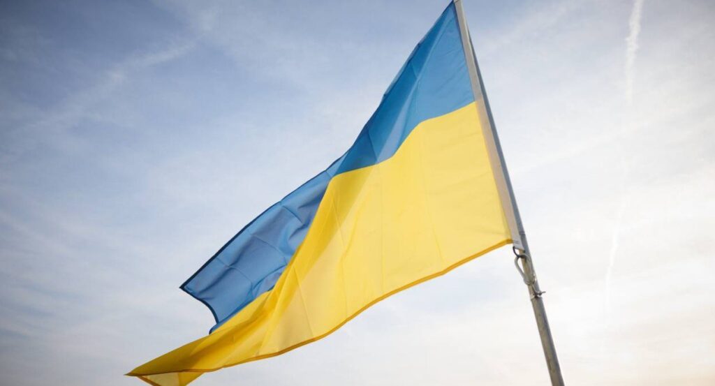 Украинку приговорили к 12 годам колонии за запуск шаров с флагом террористической организации