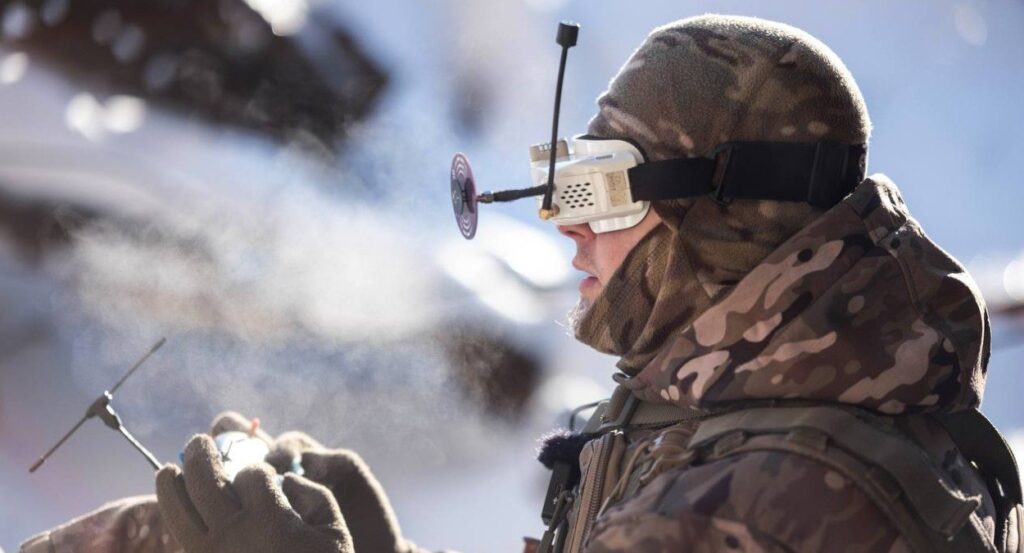 На Украине решили отправить на линию столкновения операторов БПЛА