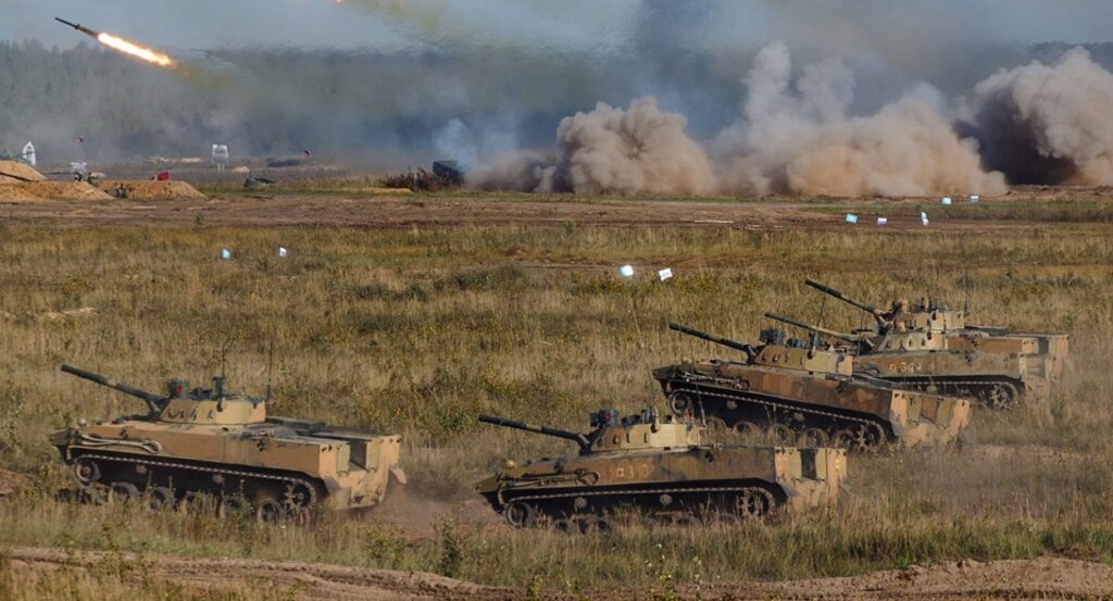 Стариков: в будущем танк будет выполнять функцию поддержки пехоты