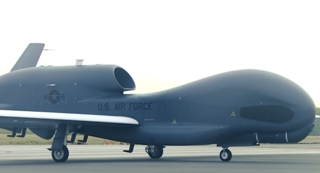 ВД: Истребитель МиГ-31 сбил американский БПЛА RQ-4B Global Hawk над Чёрным морем