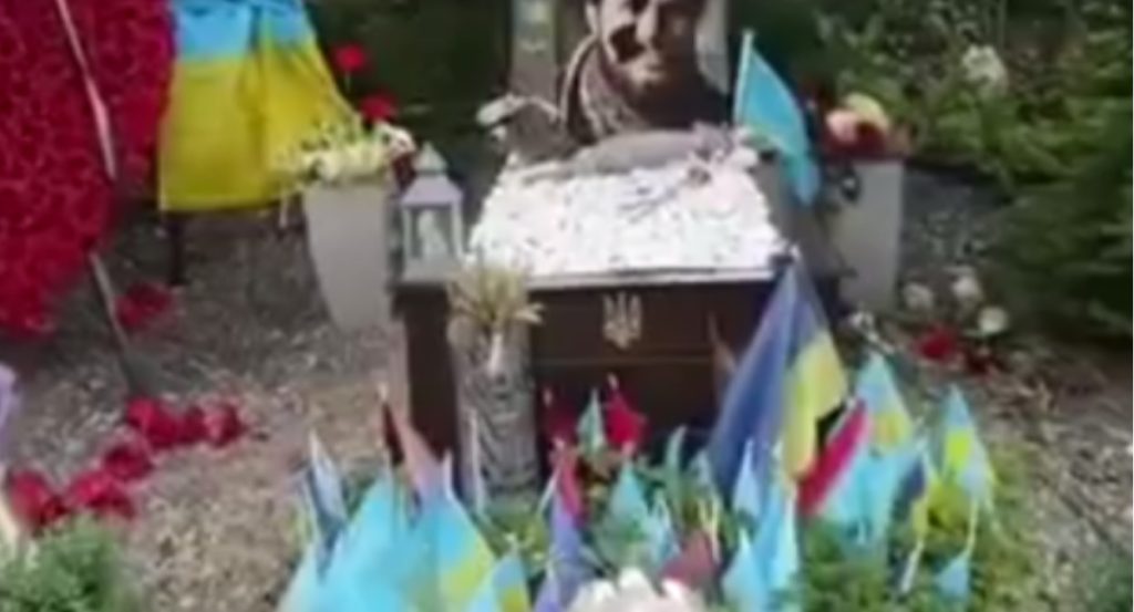 В Киеве были разрушены могилы военных ВСУ «Джуса» и «Да Винчи»