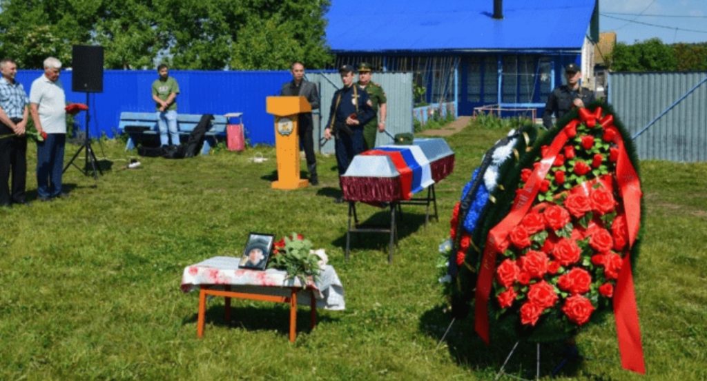 Жительница Башкирии обманула семью мужа, погибшего на СВО, и тайно похоронила его