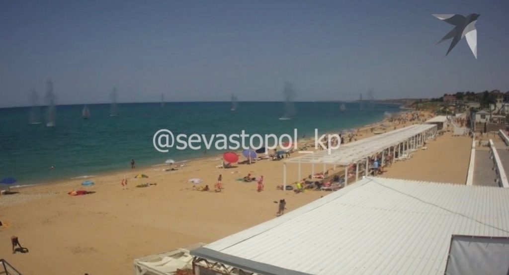 Бойцы РФ заявили, что при атаке ВСУ на пляж в Севастополе произошло чудо
