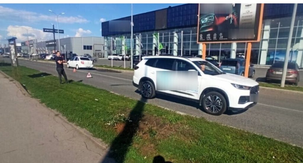 В Самаре Chery Tiggo 8 PRO наехал на 16-летнего пешехода