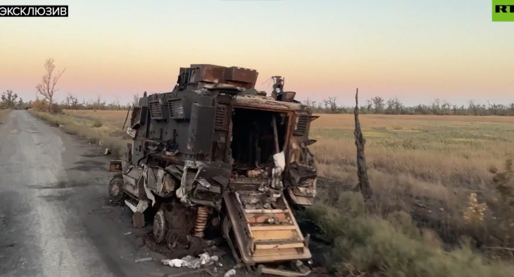 Военкор RT показал дорогу на Покровск, усеянную телами солдат ВСУ