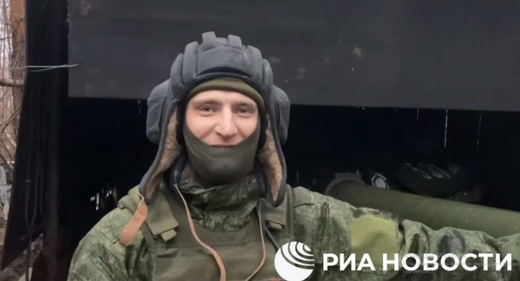 Погоня роя дронов ВСУ за танком ВС РФ под Красным Лиманом попала на видео