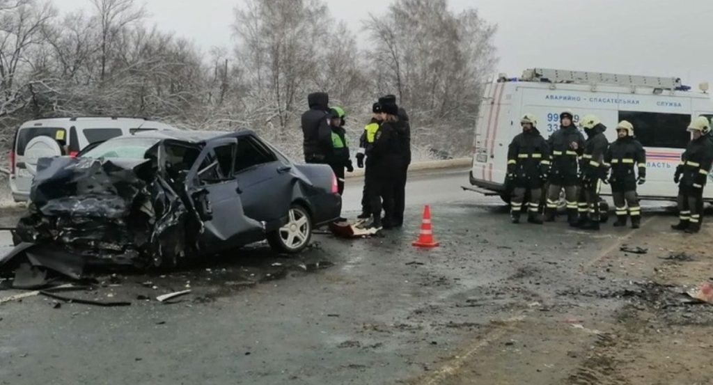 На трассе М-5 под Самарой в результате массового ДТП погибли три человека