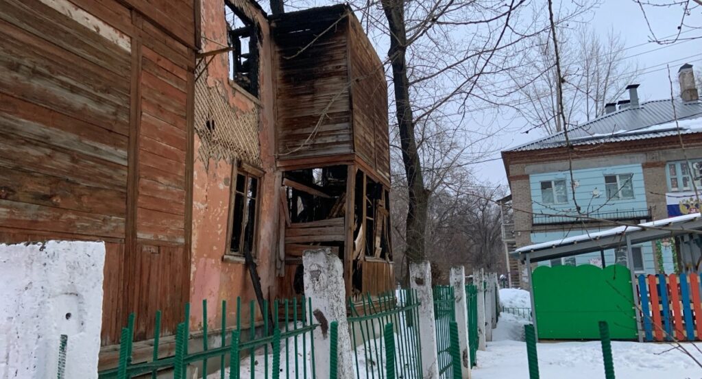 В Самаре снесли аварийный дом на улице Нагорной