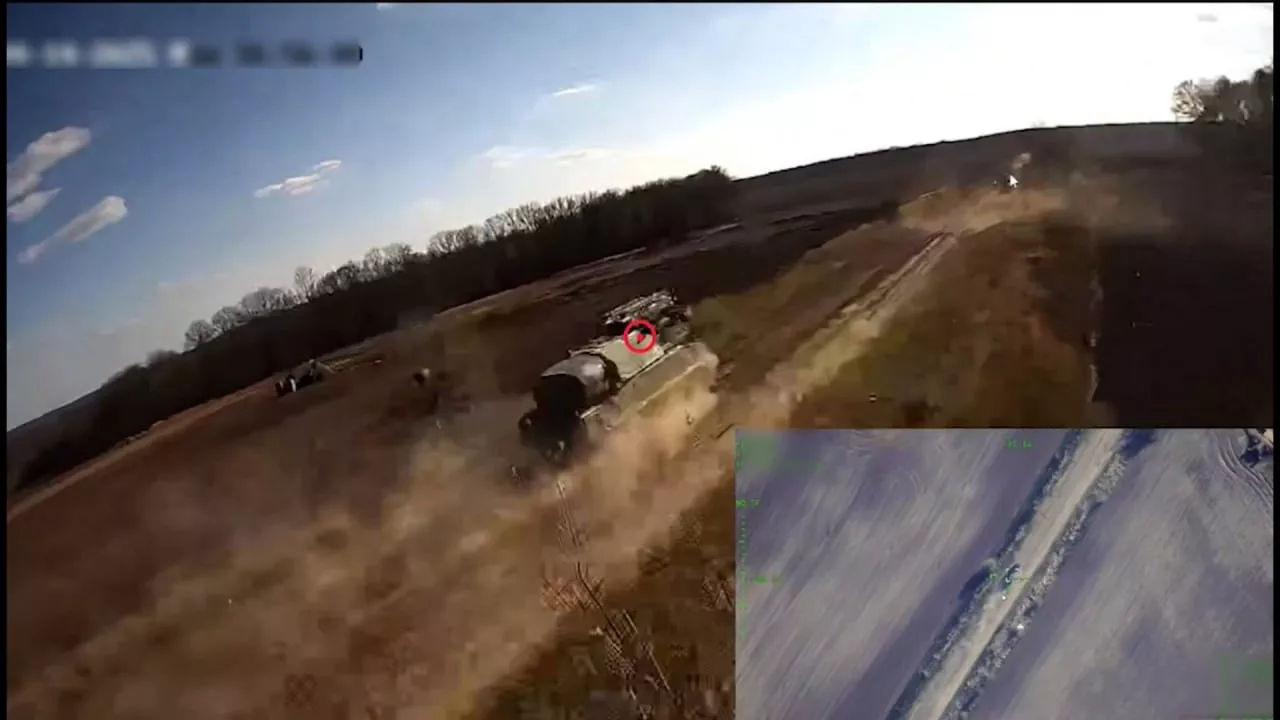 На видео сняли уничтожение ЗРК «Бук-М1» ВСУ ударным дроном «Гербера»
