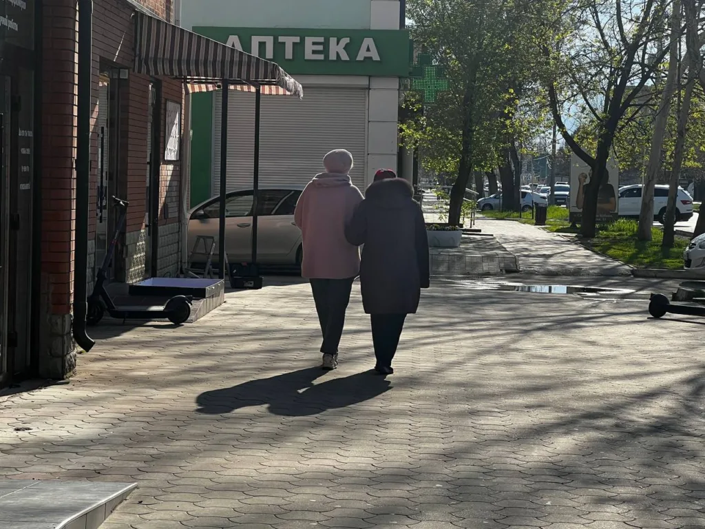 Пенсионеры получили пенсии за май и впали в ступор