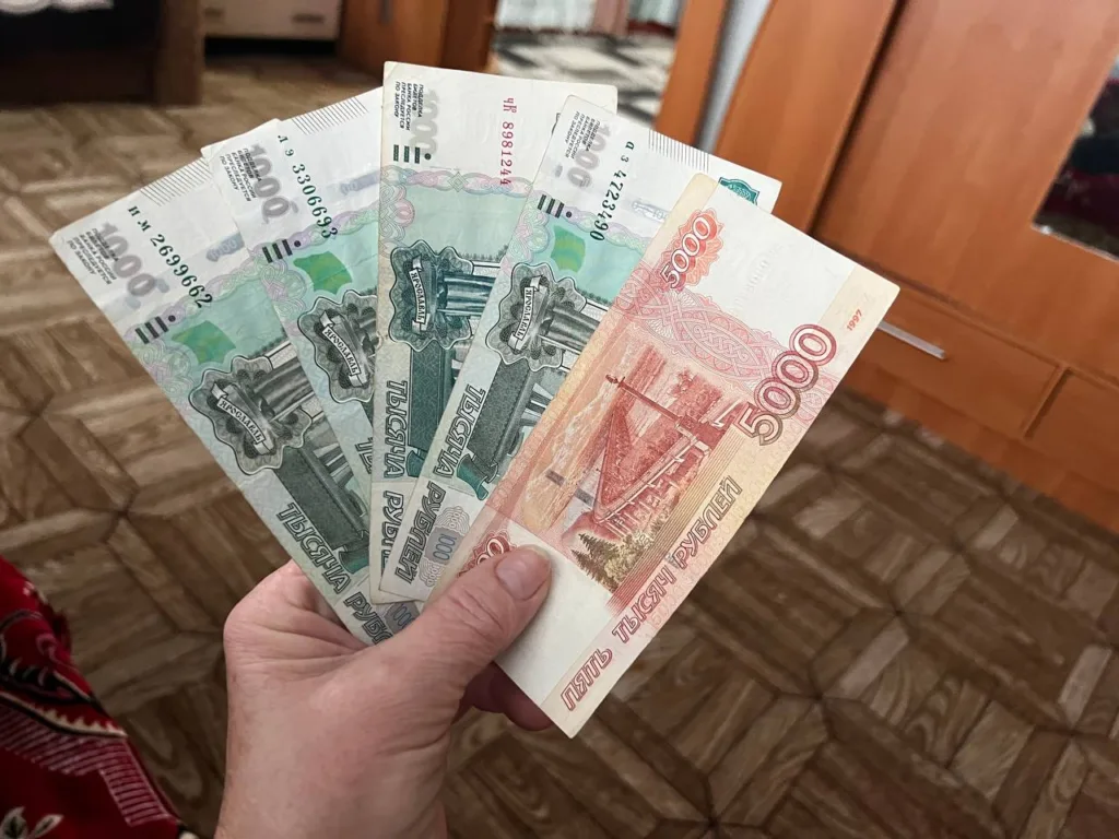 С 1 июня на россиян нагрянет крупнейшая денежная реформа со времен 90-х