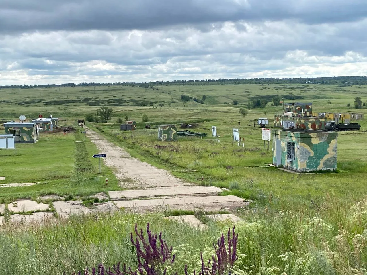 В Самарской области военнослужащие практикуют методы противодействия беспилотникам и современные боевые стратегии