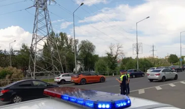 В Самаре сотрудник полиции оказал помощь женщине, у которой начались родовые схватки, добравшись с ней до медицинского учреждения