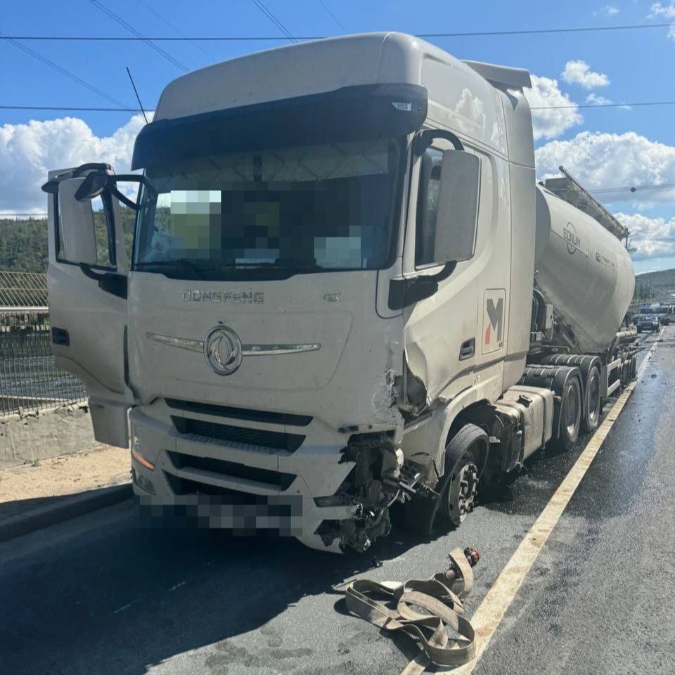 Автомобиль вмят, но произошло чудо: детали страшной аварии в Самарском регионе