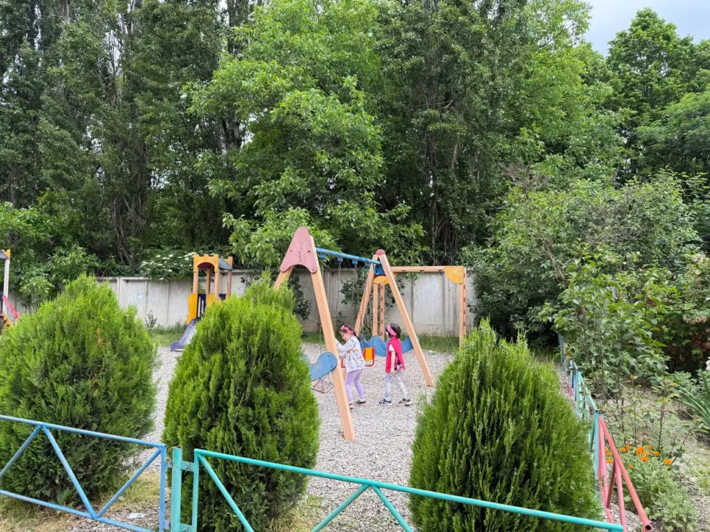 Самое ценное качество, которое стоит взращивать в детях, чтобы они твердо и надежно стояли на ногах по жизни