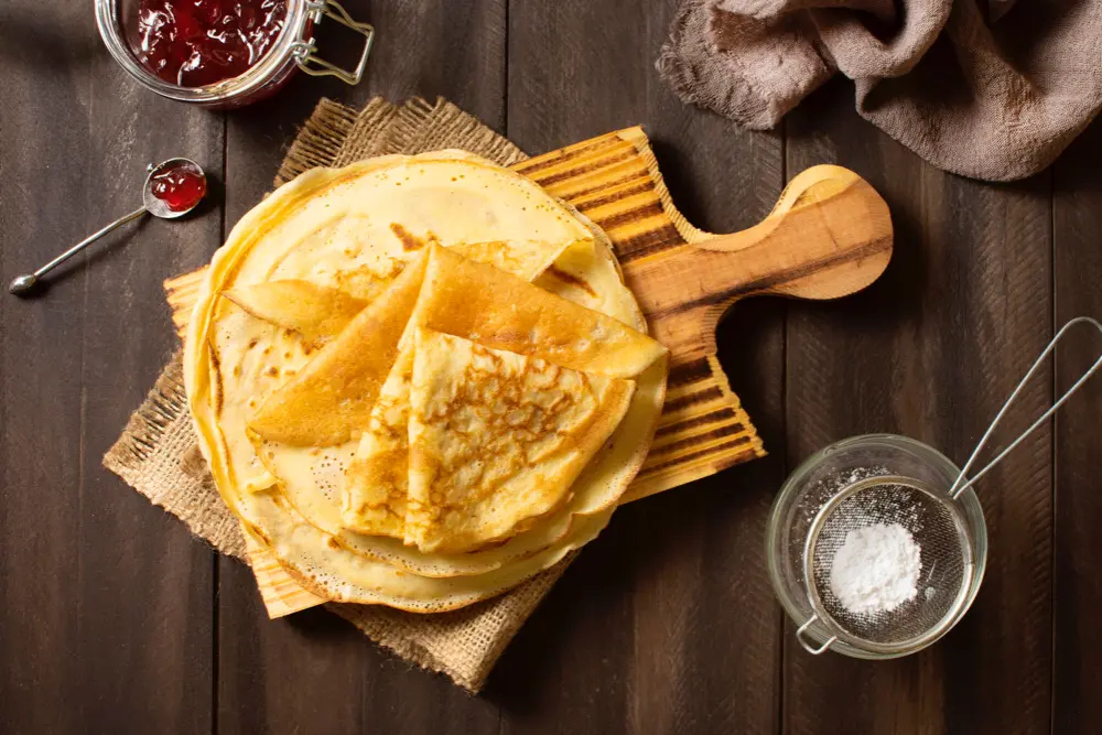 Яблочные блины: простой и нереально вкусный рецепт для всей семьи 