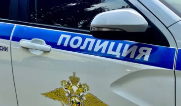 В Самаре на улице Куйбышева был замечен катер, на котором проходила дискотека