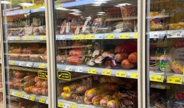 Бумажный фарш, ни грамма мяса: Росконтроль назвал бренды колбасы, которые ни в коем случае нельзя брать даже с 50% скидкой
