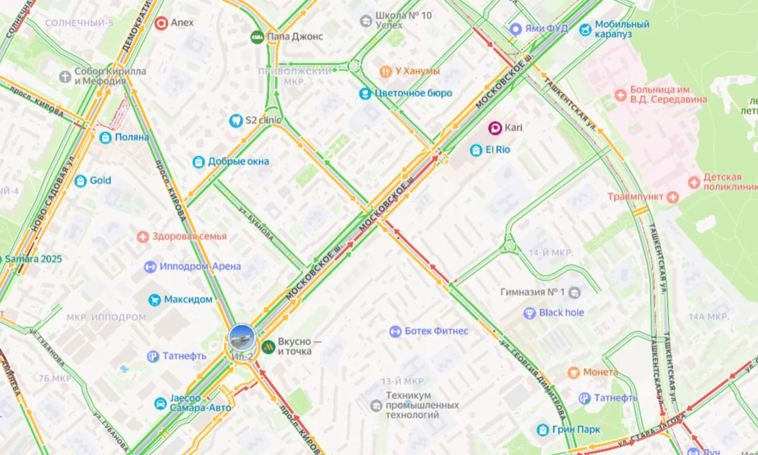 Вечером 9 сентября движение было остановлено на Московском шоссе в Самаре из-за дорожно-транспортного происшествия