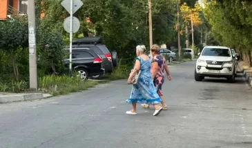 Если вам 45-70 лет: всего 1 чайная ложка в день и 4 привычки, и ум на долгие годы останется острым как бритва — рекомендации академика Микулина