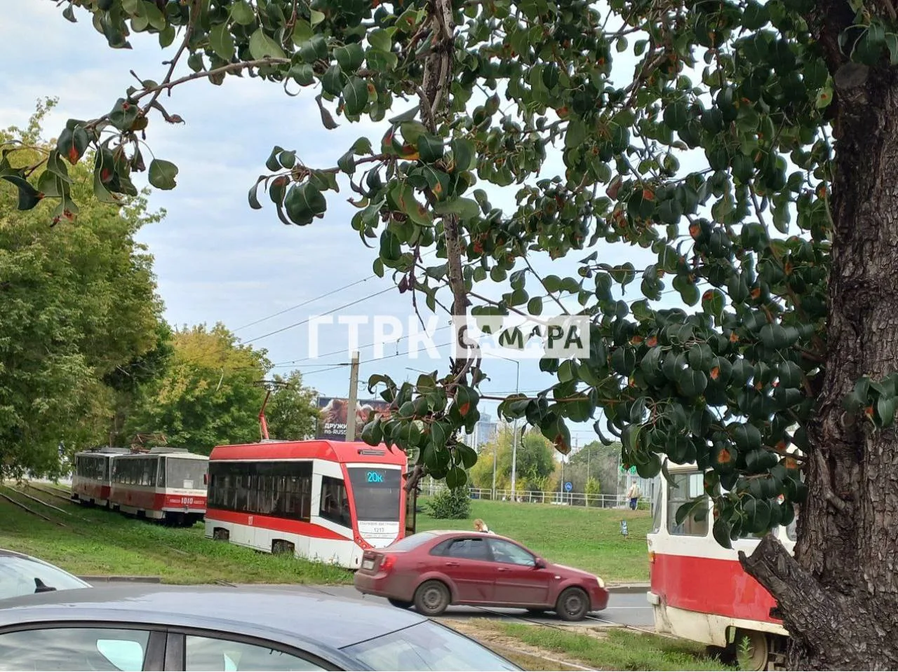 В Самаре на улице Ново-Садовой 19 сентября остановлено движение трамваев