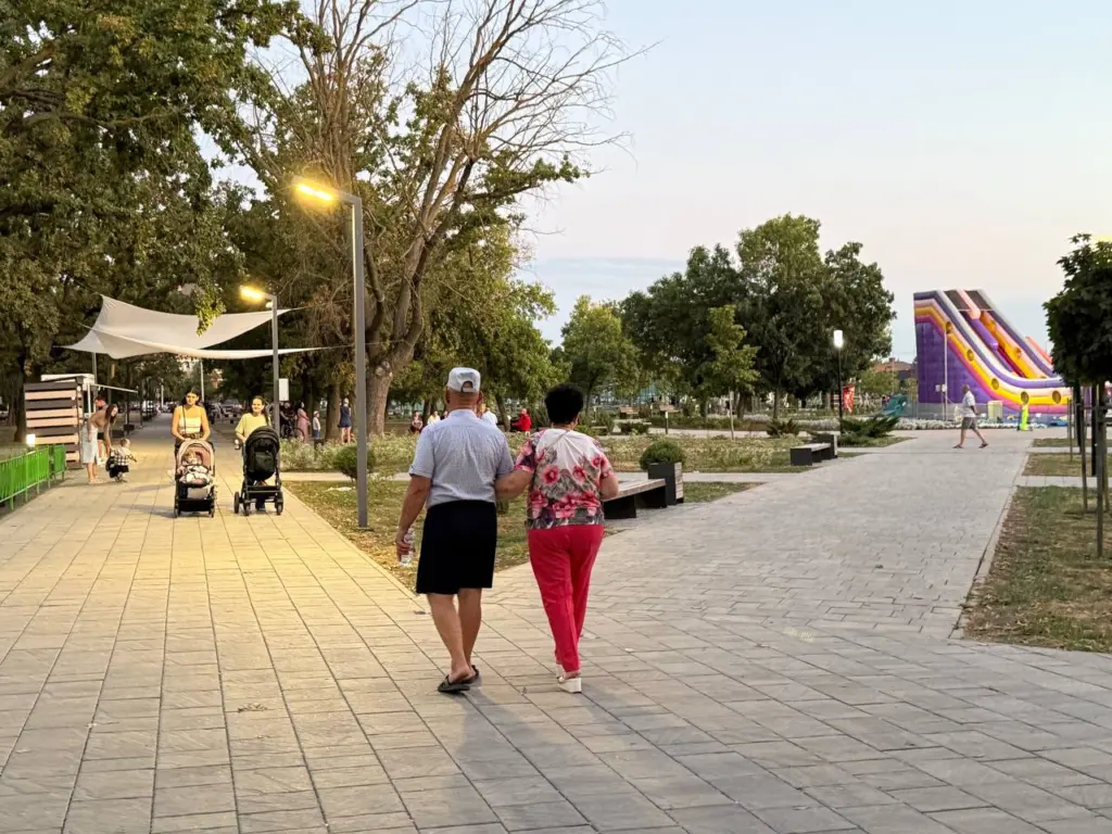 Тем, кто устал от неблагодарности детей и внуков, стоит запомнить эту мудрость — будут умолять прощения в ту же минуту