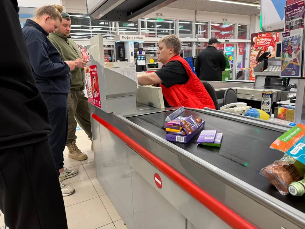 «Магнит» или «Пятерочка»: где на самом деле вкуснее и безопаснее брать продукты