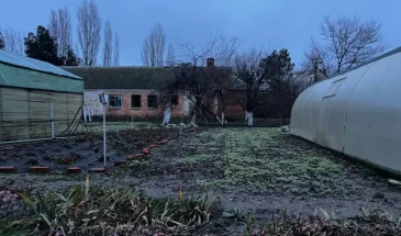 1 банка в компост: гниют даже ветки и сухая ботва — совет от опытных дачников