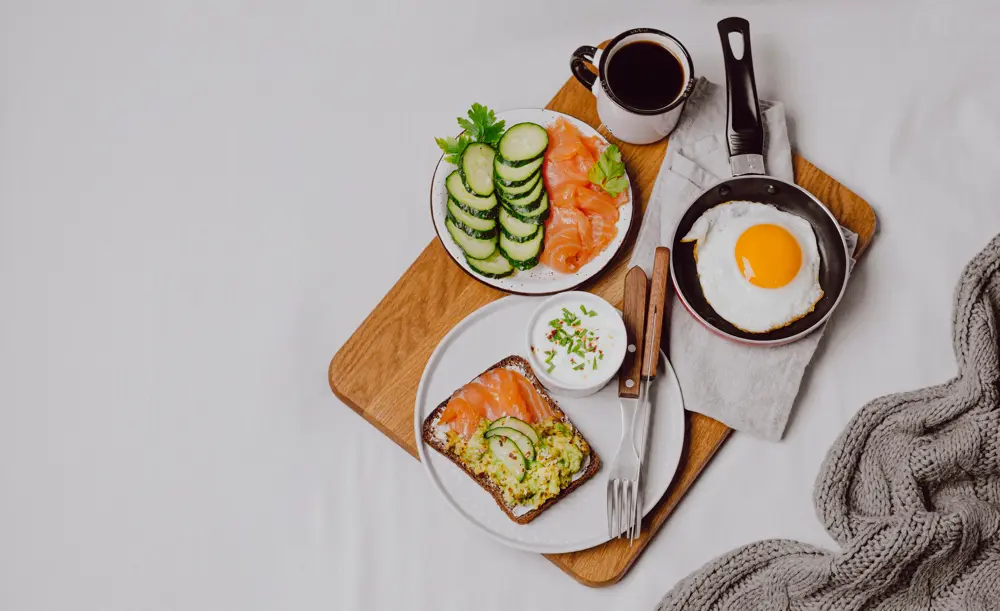 1 стакан овсянки и 2 яйца — вкуснейший завтрак готов: домашние съели в мгновение ока