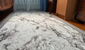 Посыпала на ковер и провела щеткой: гарантировано не остается ни пылинки, ни шерсти