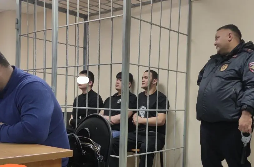 Михаил Матвеев попросил самарский суд дать напавшим на него мигрантам до 15 лет колонии Михаил Матвеев попросил самарский суд дать напавшим на него мигрантам до 15 лет колонии