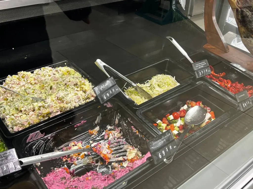 «Настоящая гадость»: иностранцы терпеть не могут эти русские блюда — и вот почему