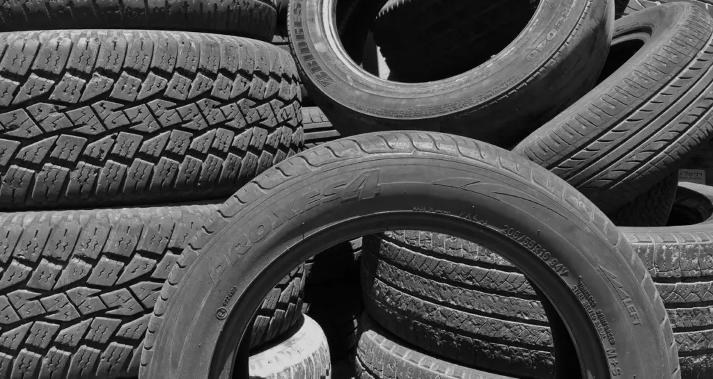 Как в СССР продлевали жизнь автомобильным шинам — раскрыт хитрый лайфхак водителей