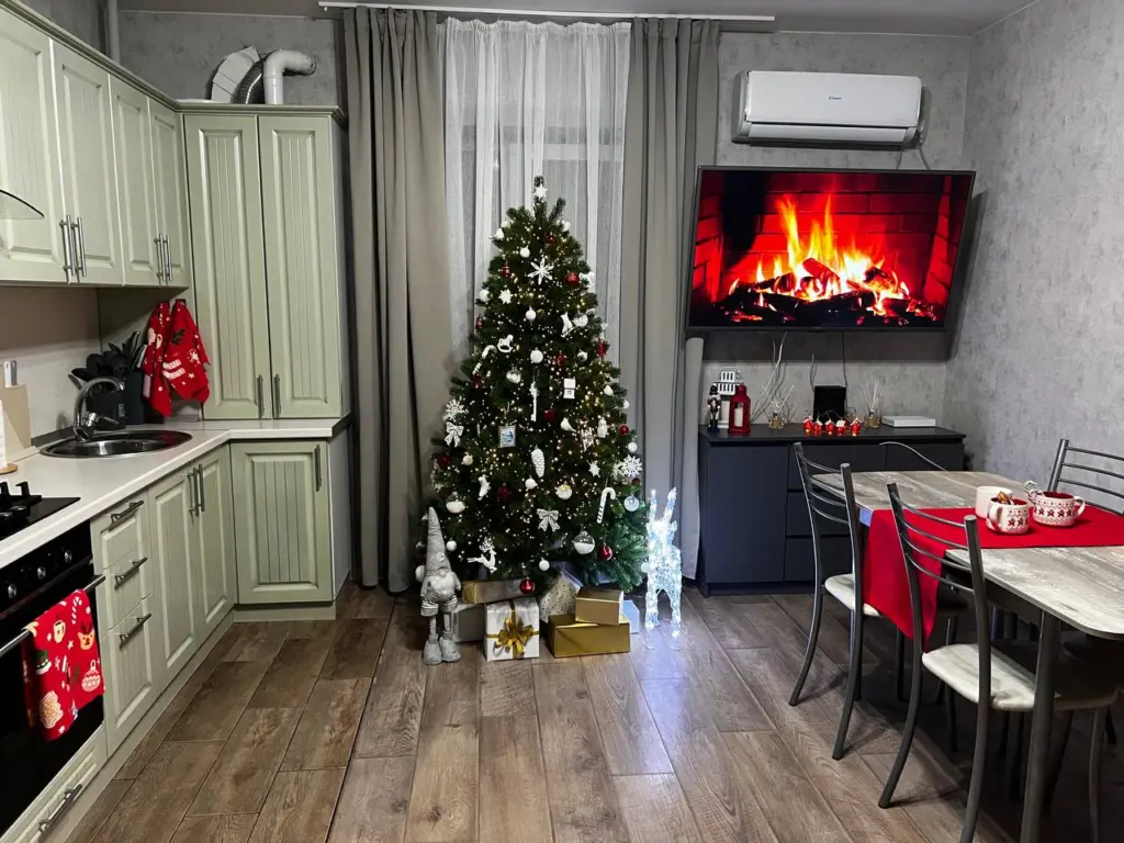 Украшаю ёлку и привлекаю удачу в дом: выбираю игрушки, цвет и стиль — Огненной Лошади однозначно понравится