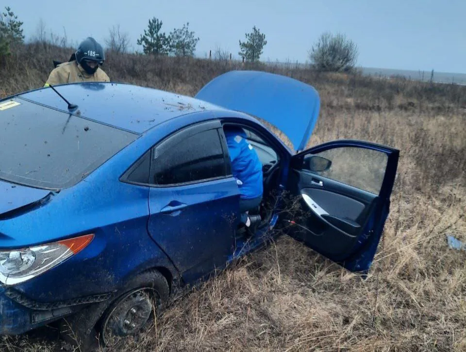 Под Самарой 7 ноября произошел инцидент, в результате которого пострадал водитель, вылетевший на своем автомобиле в кювет