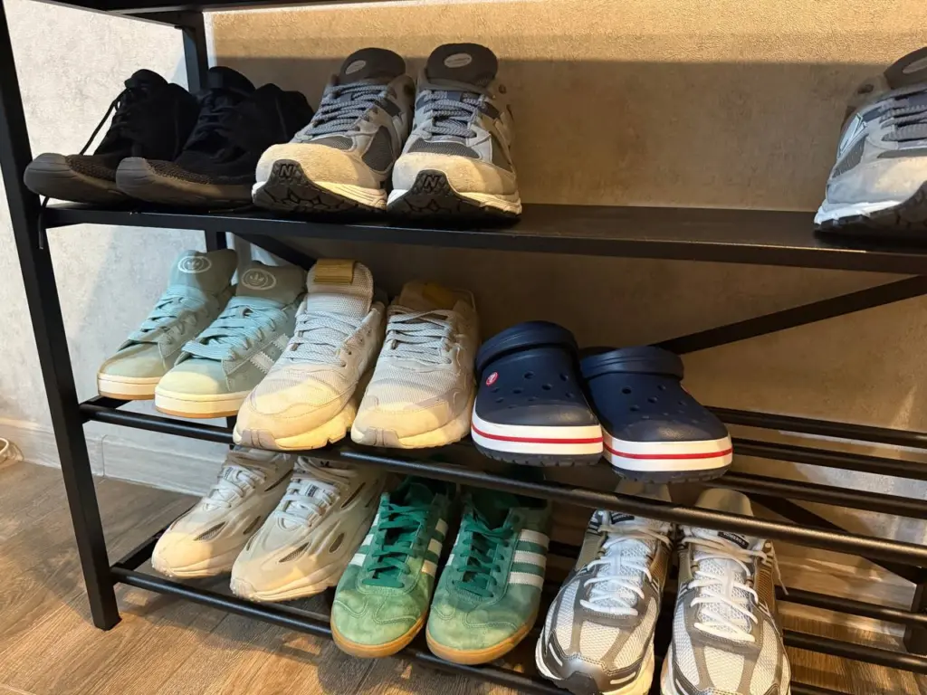 Всего 4 пшика на подошву — бегаю по льду как по стадиону: башмаки не скользят неделями