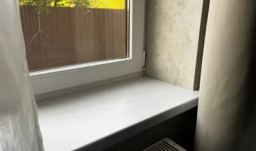 Конденсат на окнах поборола простым способом: положила на подоконник и через 2 часа проблемы нет