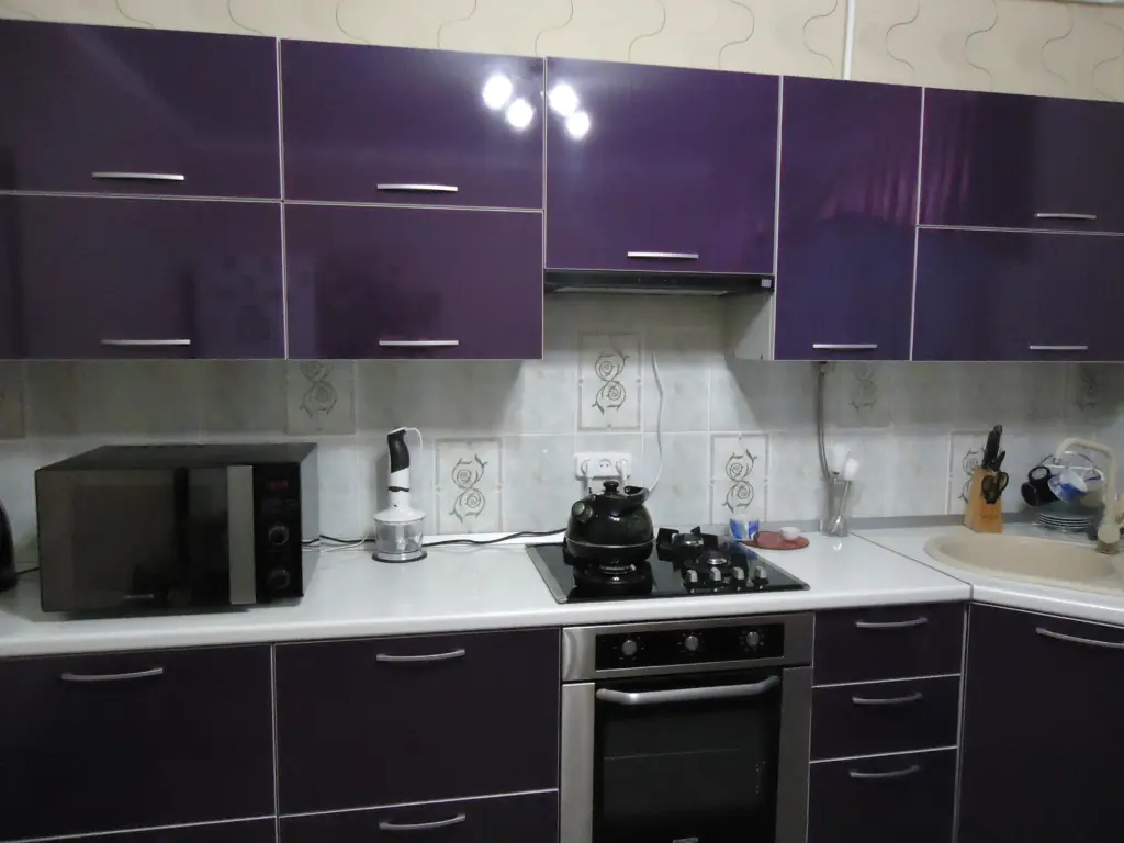 Муж притащил эту штуку из гаража, а я в хозяйстве не нарадуюсь — добротный и полезный трюк для кухни