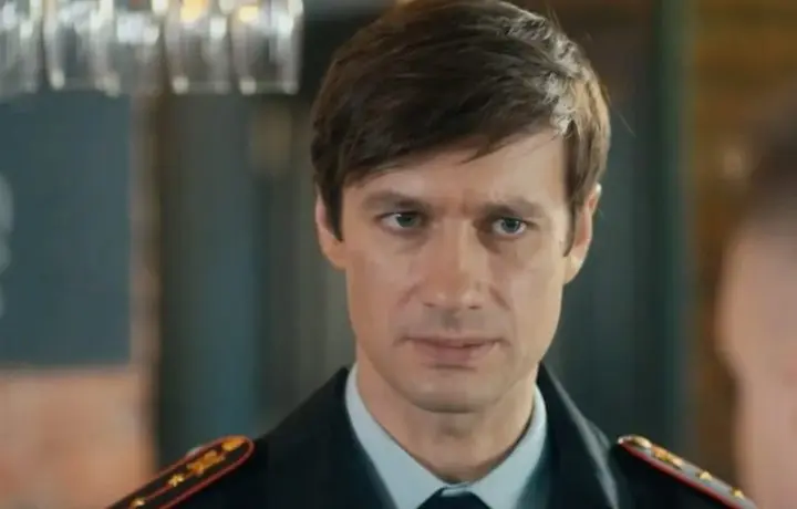 В культурной столице задержали известного актера: его подозревают в публикации фото голого ребенка