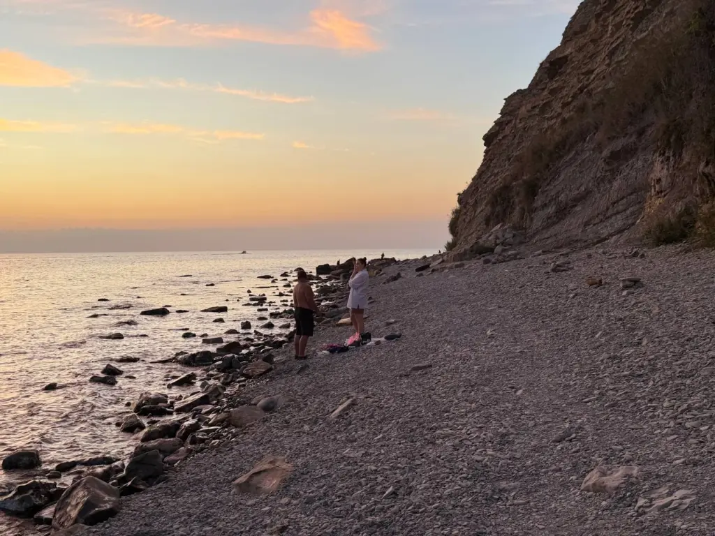 Здесь не переваривают русских: 4 курорта, где русскоговорящих туристов терпеть не могут — даже чаевые не помогают